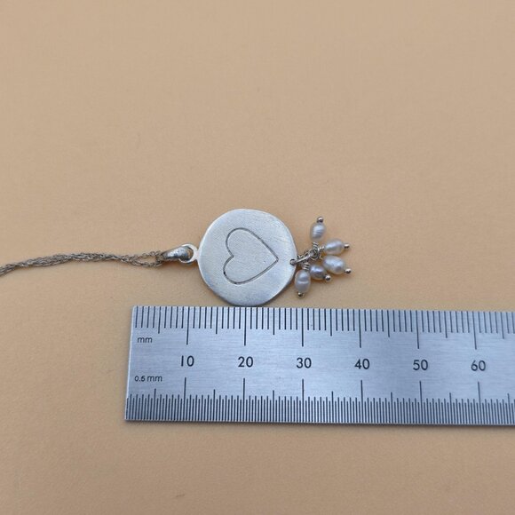 18 Inch Sterling Silver Heart Love Pearls Pendant Necklace A5505 - Picture 6 of 7